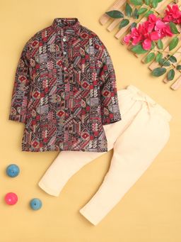 Jeetethnics - Multi-Color Abstract Regular Kurta with Pyjama
