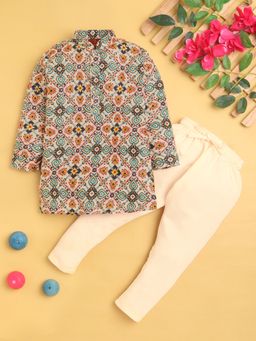 Jeetethnics - Multi-Color Printed Regular Kurta with Pyjama