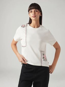 Levi's - White Embroidered Regular Fit Top