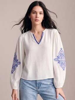 Outzidr - White Embroidered Blouse