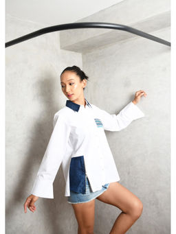 Richaa Goenka - White Pleated Back And Embroidery Shirt