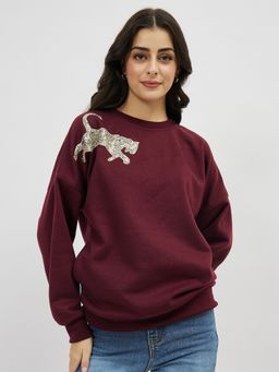 AAREIN - Applique Embellished Burgundy Sweatshirt
