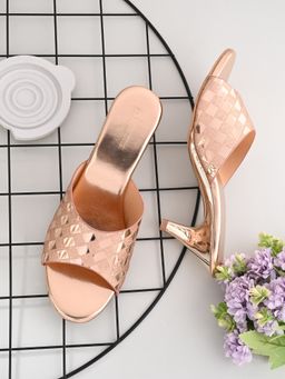 CLOG LONDON - Gold Comfortable Heel Sandals