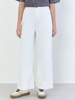 Styli - Women White Wide Leg Denim Jeans