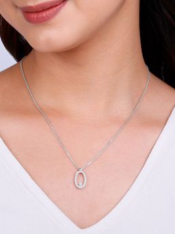 GIVA - 925 White Arena Pendant With Link Chain