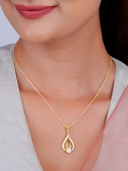 GIVA - 925 White Glint Pendant With Link Chain
