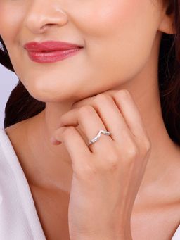 GIVA - 925 Silver Insignia Vanki Ring