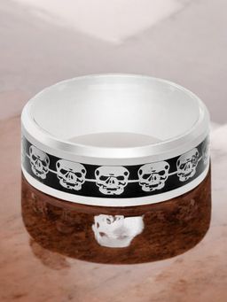 OOMPH - Titanium Puck Skull Broad Band Fashion Ring For Men