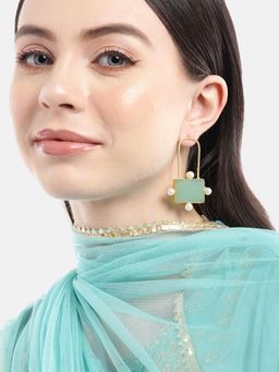 Gahan - Golden Dangle Square Earring