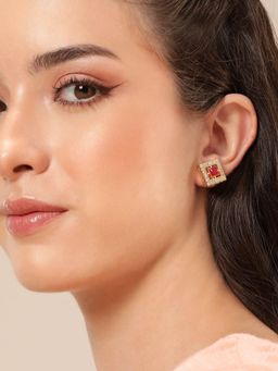 Gahan - Handcrafted Designer Stud Earring for Women