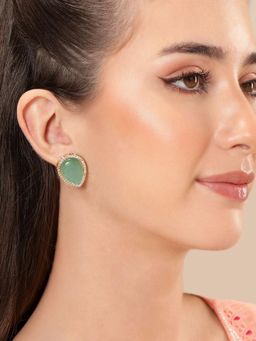 Gahan - Handcrafted Designer Stud Earring for Women