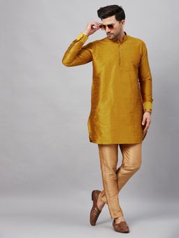 Vastramay - Men Mustard And Rose Gold Cotton Blend Kurta Pyjama (Set of 2)