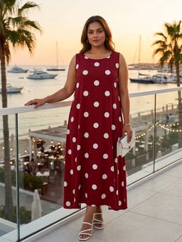 Qurvii - Maroon Polka A-Line Dress