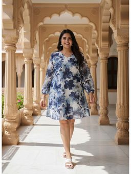 Qurvii - White V-Neck Floral Printed A-Line Georgette Dress