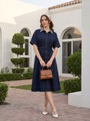Navy Blue color option, Currently selected