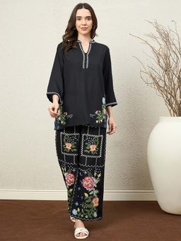 ZUMMER - Black Cotton Floral Embroidered Co-Ord Set