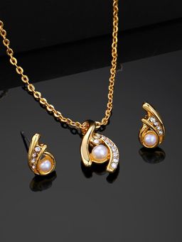 Estele - Gold Plated Sparkling Necklace Set with White Pearls & Austrian Crystals for Women