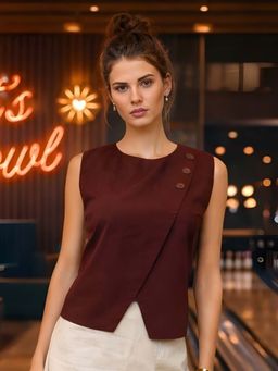 Don’t be basic - Brown Solid Top
