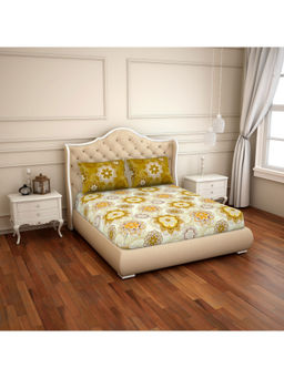 CORE Designed by SPACES - Olive Nature 144 Tc 1 Queen Bedsheet With 2 Pillow Cover