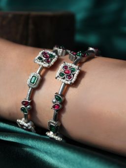 Spring Soul - Silver Engraved Stone Bangle