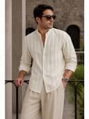 Beige color option, Currently selected