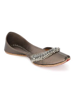 NR by Nidhi Rathi - Ghunghroo Metallic Embellished Leather Mojaris Flats