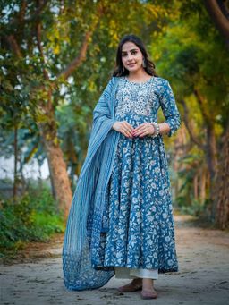 MIZAZJAIPUR - Women Teal Embroidered Anarkali Kurta with Pant and Dupatta (Set of 3)