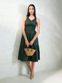 Green color option, Sold out, Currently selected