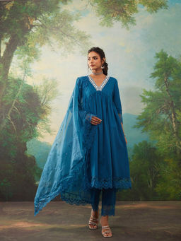 MAAND - Women Blue Solid Kurta with Pant and Dupatta