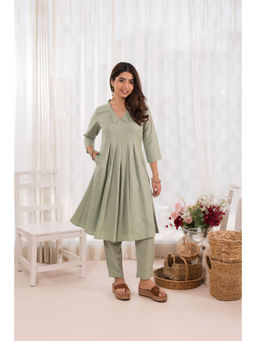 MAAND - Women Green Solid Co-Ord Set