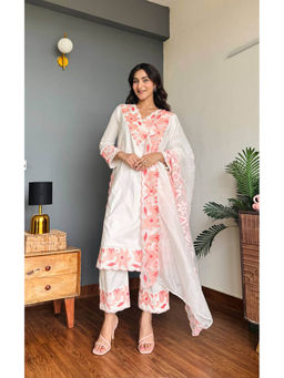 SUTRA CLOTHING - Women White Embroidered Kurta with Pant and Dupatta