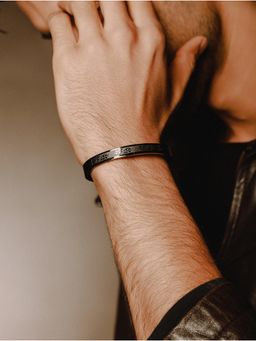Gahan - Mens Black Stainless Steel Dragon Print Kada Bracelet