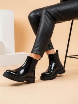 Iconics - Women Black Chelsea Boots