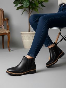 Iconics - Women Black Chelseas Boots