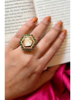 Prestones - Zariya Emerald Halo White Ring