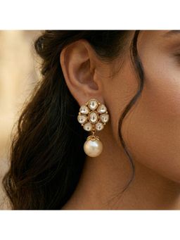 Prestones - Zoya Polki Cluster Pearl Drops White Earrings