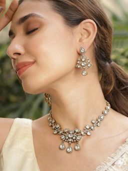 Prestones - Polki Leaf Drop White Necklace with Earrings