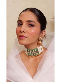 Prestones - Sitara Nakshi Temple Maroon Choker with Earrings