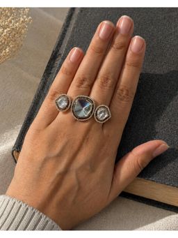 Prestones - Sheeshmahal Dual Finger Polki White Ring