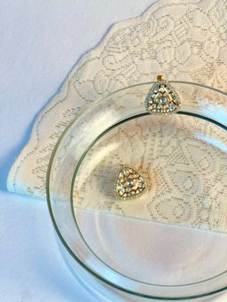 Prestones - Kundan Crystal Stud White Earrings