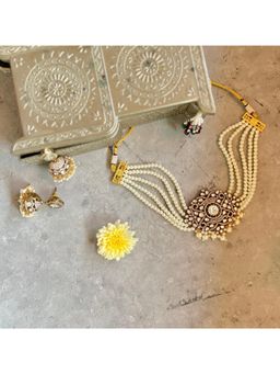 Prestones - Polki Pearl White Necklace with Earrings