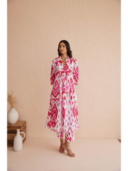 MAAND - Women White Pure Cotton V-Neck Kurta with Pant