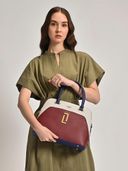 Red color option, Currently selected