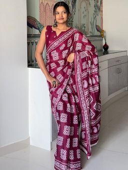 Akhilam - Women Cotton Purple Printed Saree with Unstitched Blouse