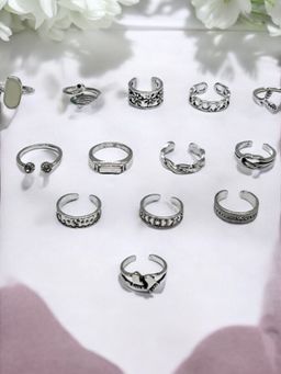 OOMPH - Jewellery Combo Of 7 Oxidized Silver Bohemian Toe Rings (Pack of 7)