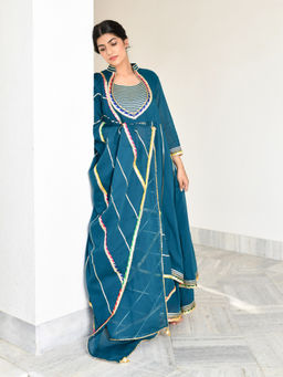 OMAANA - Casa Meera Kurta Sharara Set (Set of 3)