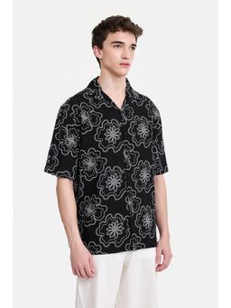 Snitch - Black Floral Half Sleeves Boxy Resort/Vacation Shirt for Men