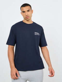Styli Elevate - Men's Oversized Typography Crew Neck Short Sleeve T-Shirt
