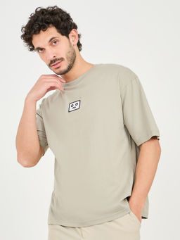 Styli Elevate - Men's Oversized Solid Crew Neck Short Sleeve T-Shirt