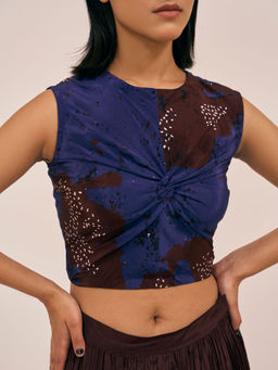 AMKA INDIA - Zen Knot Crop Top